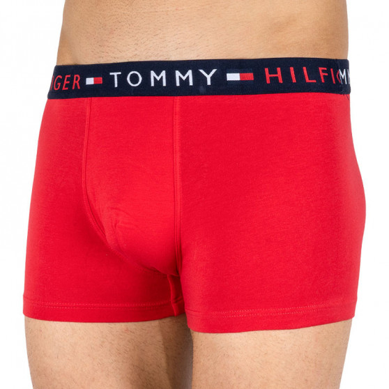Boxeri bărbați Tommy Hilfiger roșii (UM0UM01367 611)