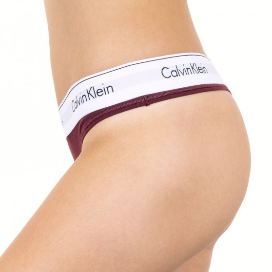 Tanga pentru femei Calvin Klein burgundy (F3786E-MDO)