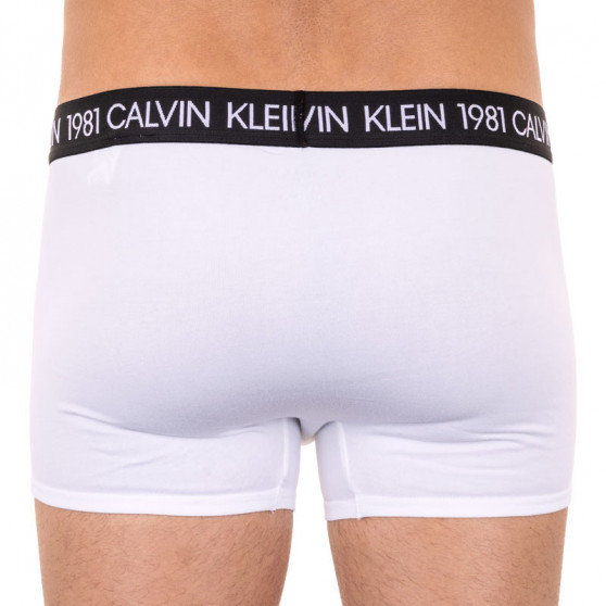 Boxeri bărbați Calvin Klein albi (NB2050A-100)
