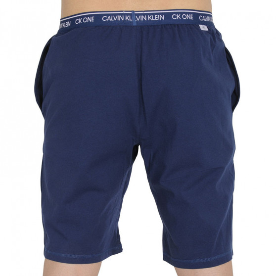 Pantaloni scurți de dormit pentru bărbați CK ONE albastru (NM1795E-C5F)