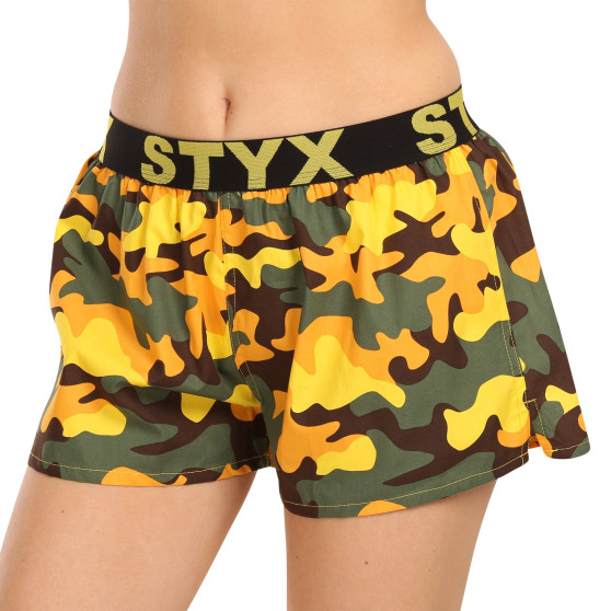 Pantaloni scurți pentru femei Styx art sport cauciuc camuflaj galben (T1559)